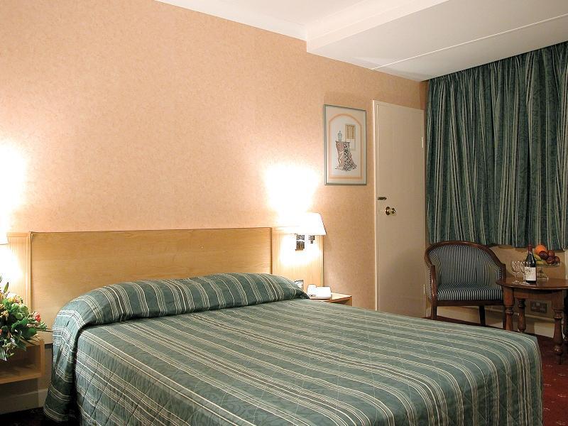 The Roundhouse Hotel Борнмът Стая снимка