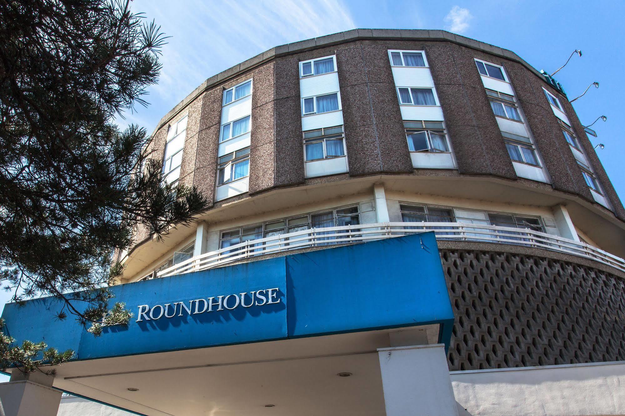 The Roundhouse Hotel Борнмът Екстериор снимка